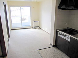 エクレール羊ケ丘 B02 1階2LDKのリビング/ダイニング