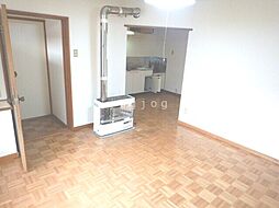 第2愛果荘 202 2階2LDKのリビング/ダイニング