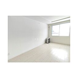 ラ・シュエットα 202 2階1LDKのリビング/ダイニング