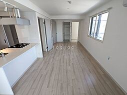 レブニーズ　ザ・レジデンス　宮の森 3階3LDKのリビング/ダイニング