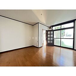 中島公園ハイツ 1階2LDKのリビング/ダイニング