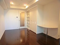 プライムメゾン大通公園 1107 11階1Kのリビング/ダイニング