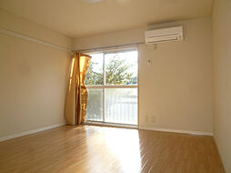 リブ・フレグランス 2階1Kのリビング/ダイニング