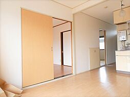 ヴィラ伊勢宮A棟 2階2DKのリビング/ダイニング