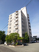 信濃吉田駅より徒歩2分 6階 築32年5ヶ月の賃貸物件