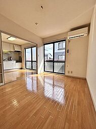 Mファースト B棟 1階2DKのリビング/ダイニング