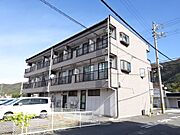 戸倉駅より徒歩13分 築27年6ヶ月 3階建の賃貸物件