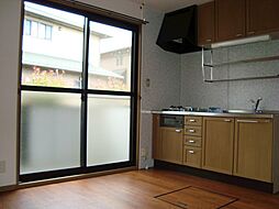 ハイランドタウンH 2階2DKのリビング/ダイニング