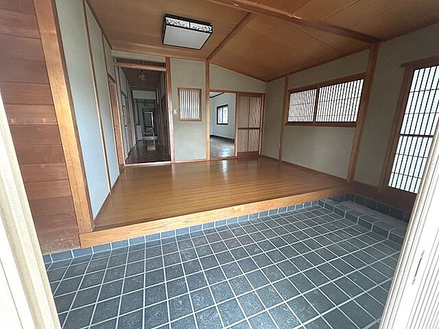 玄関