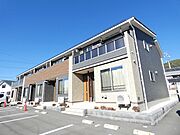 下諏訪駅より徒歩36分 築6年2ヶ月 2階建の賃貸物件