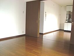 アーバンハイツユー 3階2LDKのリビング/ダイニング