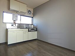 フォーブル手塚B 2階2DKのリビング/ダイニング