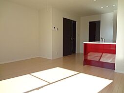 パルテンツァ　KOUYA 2階1LDKのリビング/ダイニング