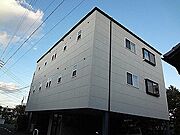 平田駅より徒歩29分 築25年 3階建の賃貸物件