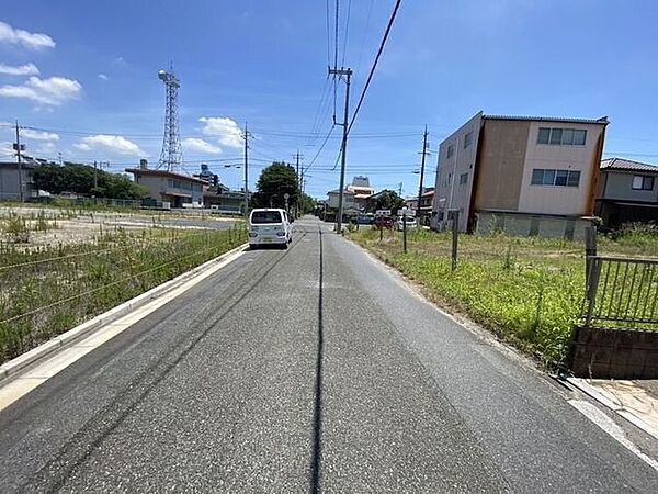 前面道路含む現地写真
