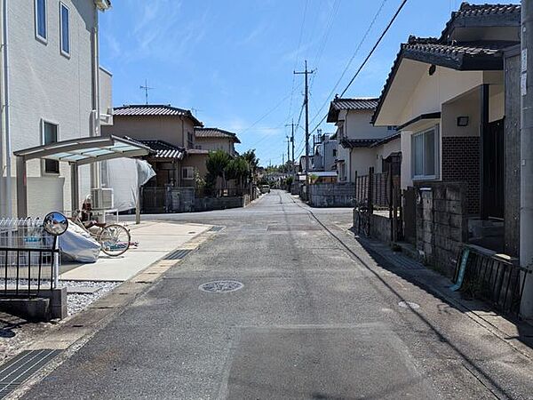 前面道路含む現地写真