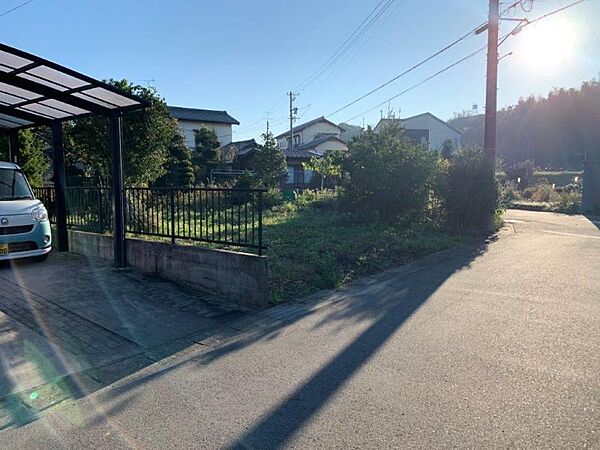 お好きなハウスメーカーで建築可能です。
