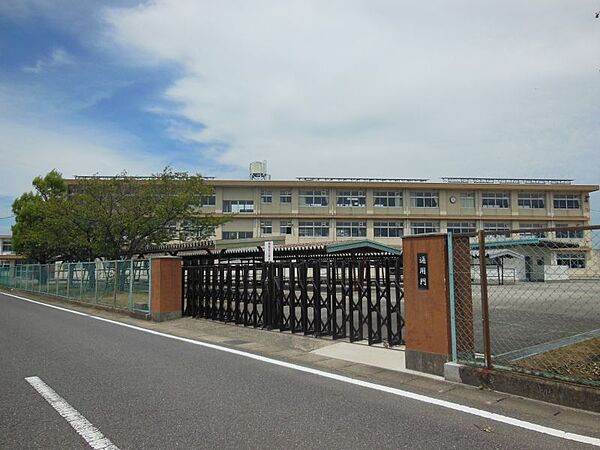 東部中学校　約1140ｍ