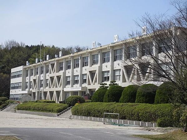 日進市立東小学校　徒歩約24分　1881ｍ
