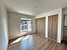 室内：各洋室には整理整頓しやすいクローゼット付き！お部屋がすっきり片付きます♪