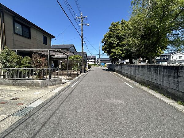 保育園・小学校が徒歩10分圏内で子育ても安心！子育て世帯にうれしい住環境です！