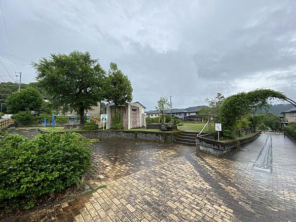 ちせい台公園まで約180ｍ/徒歩約2分
