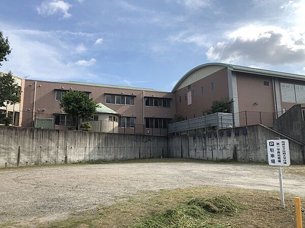 岡崎女子短期大学付属第一早蕨幼稚園まで　469m　徒歩約6分