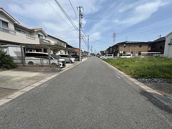 北東側公道幅員約6.0ｍ、間口約9.1ｍ。