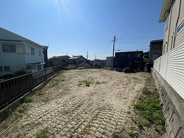 現況更地のため、初期のご負担を抑える事ができます◎