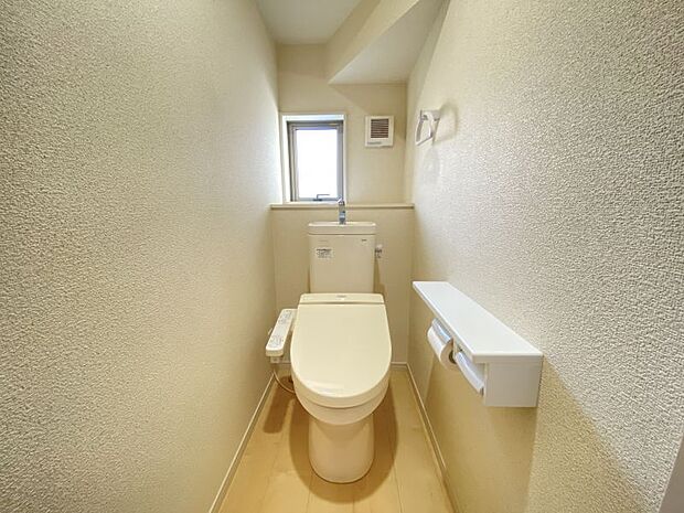 【トイレ】1階・2階それぞれにトイレがあるので、ご家族が増えても安心ですね。