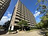 外観：角部屋の為、通風・採光に優れた心地いい住環境です♪