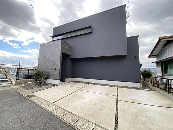 外観：323000450071