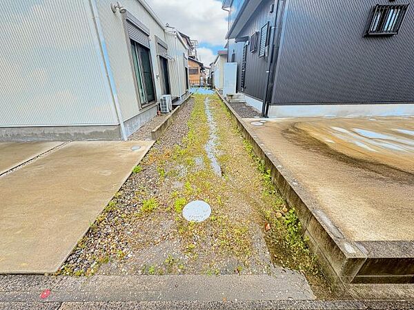 徒歩圏内に郵便局や病院など暮らしに役立つ施設が揃う住み良い住環境です♪