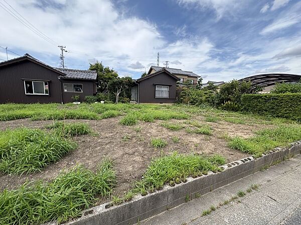 1号地建築条件なしのため、お好きなハウスメーカー・工務店での建築が可能です♪