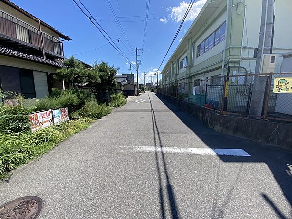 小中学校まで徒歩圏内！小さなお子様も安心して通学可能です♪