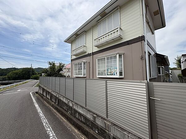 閑静な住宅街に佇む落ち着いた住環境！穏やかな毎日をお過ごしいただけます!