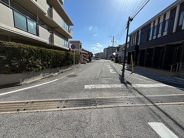 現地ご内覧をご希望の際は弊社ナカジツまでお気軽にお問い合わせ下さい！