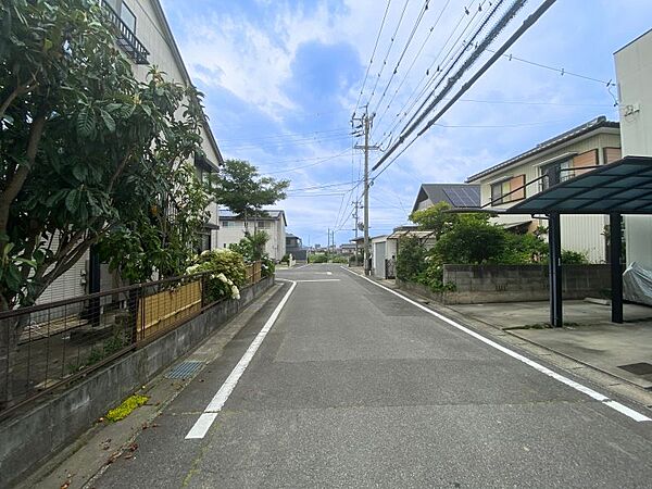 現地ご内覧をご希望の際は弊社ナカジツまでお気軽にお問い合わせ下さいませ！