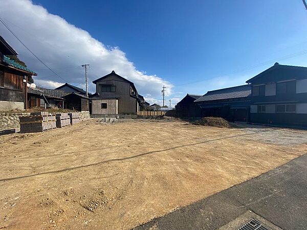 小・中学校徒歩圏内です！小さなお子様がいるご家庭でも安心です！