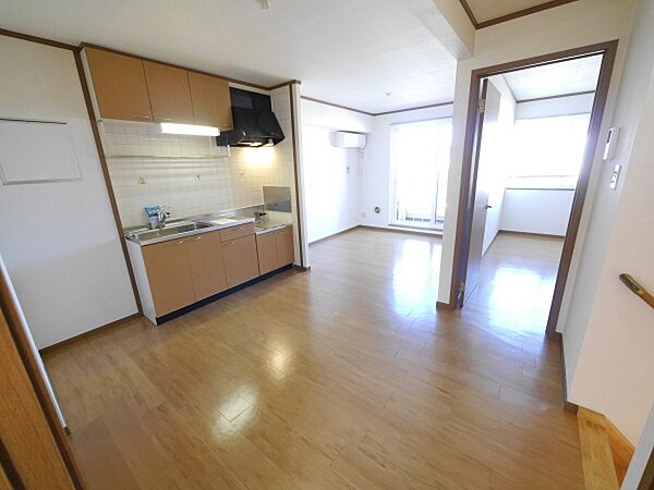 apartment 茨城県北茨城市中郷町足洗
中郷町足洗の賃貸情報を見る
物件地図