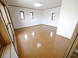 カトルセゾン 201号室 2階1DKのリビング/ダイニング