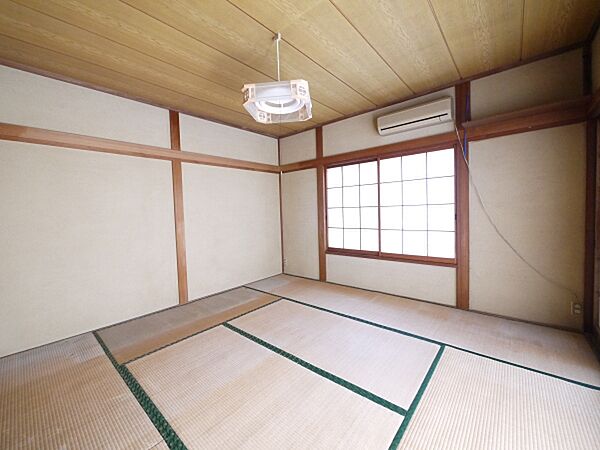 寝室