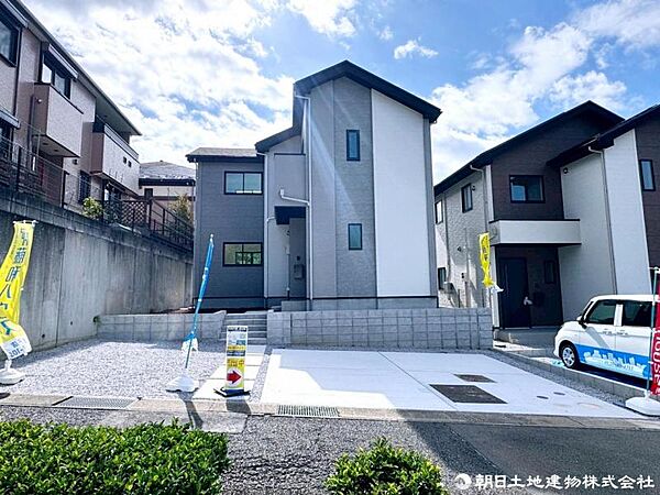 スタイリッシュな外観デザインは、とてもお洒落で満足度の高い暮らしがご実現頂けると思います。