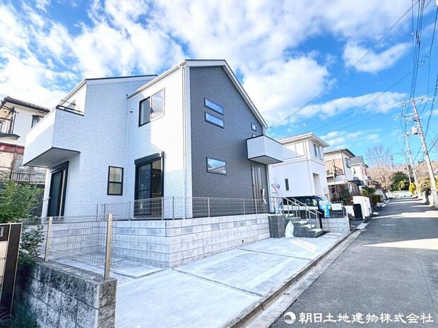 住まう方のこだわりや思いの先にたどり着いた間取や仕様で、全ての方に感動を与える家造りをしてます。