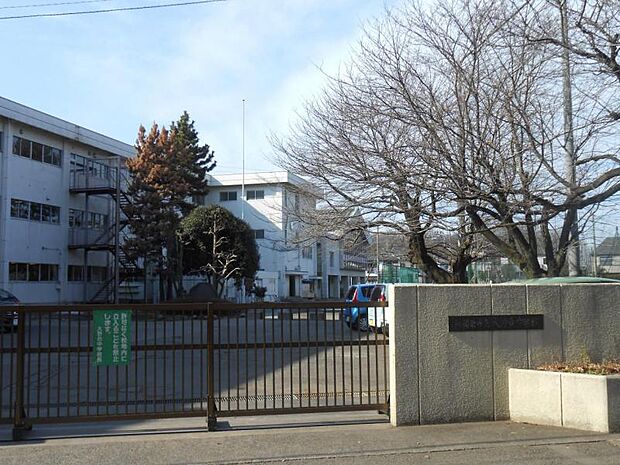 大野台中学校まで約880m