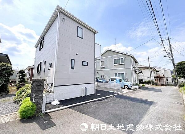 シンプルモダンな外観デザインは、飽きることなくお住まいになれるおすすめのスタイルです。