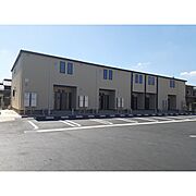  築1年11ヶ月 2階建の賃貸物件