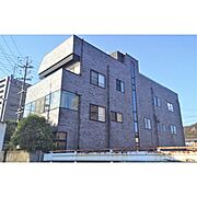 田神駅より徒歩15分 築28年3ヶ月 3階建の賃貸物件