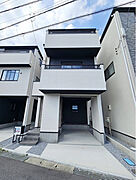 鳩ヶ谷駅より徒歩11分 築1年4ヶ月 3階建の賃貸物件