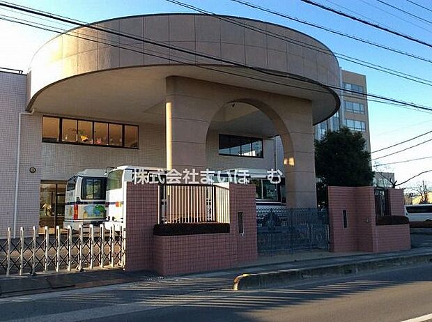 川口幼稚園 徒歩9分。 680m